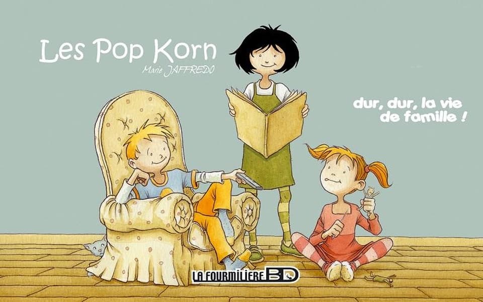 Margo, Artur et Zoé PopKorn 3 frères et soeurs, bien dans leurs baskets ! Enfin bien dans leurs baskets c'est bien vite dit... Car la vie de famille chez les PopKorn, ça n'est pas simple tous les jours...Petite présentation donc : Zoé, 6ans, la cadette dont l'activité principale consiste à énerver son frère et sa soeur. Arthur, 8ans dépassé par ses deux soeurs et par la vie en général. Margo, 10 ans, l'aînée qui n'a qu'un rêve: redevenir la fille unique qu'elle a été pendant 27mois !Tous les trois n'ont qu'une crainte :  que papa et maman décident de leur donner un nouveau petit frère ou une nouvelle petite soeur !! Bref, des enfants comme les autres ou presque !!