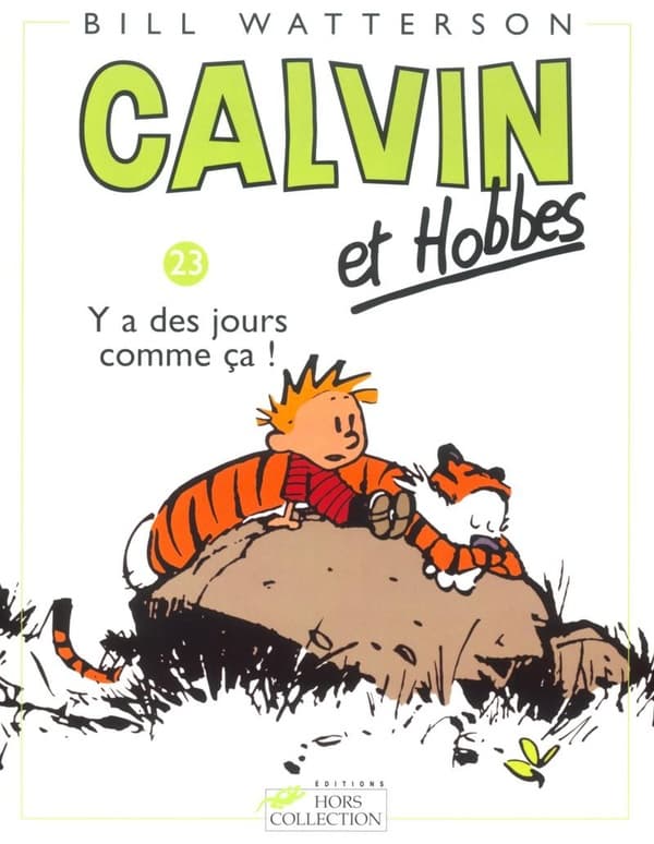 La bande dessinée la plus craquante du moment. Un chef d'oeuvre à ne pas rater !L'enfance est pleine de désillusions et pleine d'inventions aussi. Heureusement Calvin, petit garçon de 6 ans, un peu turbulent, déborde d'imagination. Aidé de son fidèle tigre en peluche et compagnon Hobbes, il sait rendre la vie piquante et drôle. Tout le monde y passe : les parents, les filles, la maîtresse d'école. Mais la principale activité de ce tendre Calvin est d'animer le club le D.E.F.I. (Dehors énormes filles informes), dont Calvin et Hobbes sont seuls membres actifs, et ils se déchaînent sur la pauvre Susie Derkins. On pourrait piocher à loisir les petites phrases assassines sur la société, qui montrent à quel point la vérité sort bien mieux de la bouche des enfants ! Tout le monde en prend pour son grade et c'est pour ça que c'est drôle. - Calvin : La plupart des gens pataugent toute leur vie ! Ils sont passifs, ils n'ont ni motivation ni ambition ! Ce n'est pas mon cas, j'aurai une existence épique ! Je vais affronter les problèmes de mon temps et changer le cours de l'histoire ! - Hobbes : Comment vas-tu t'y prendre ? - Calvin : Je vais rester assis là, comme ça le destin saura où me trouver quand le temps sera venu de changer le monde. - Hobbes : J'aurais dû prendre un bouquin. - Calvin : C'est une question de minutes maintenant. Le vingt-troisième tome des aventures de Calvin et Hobbes. Humour garanti !