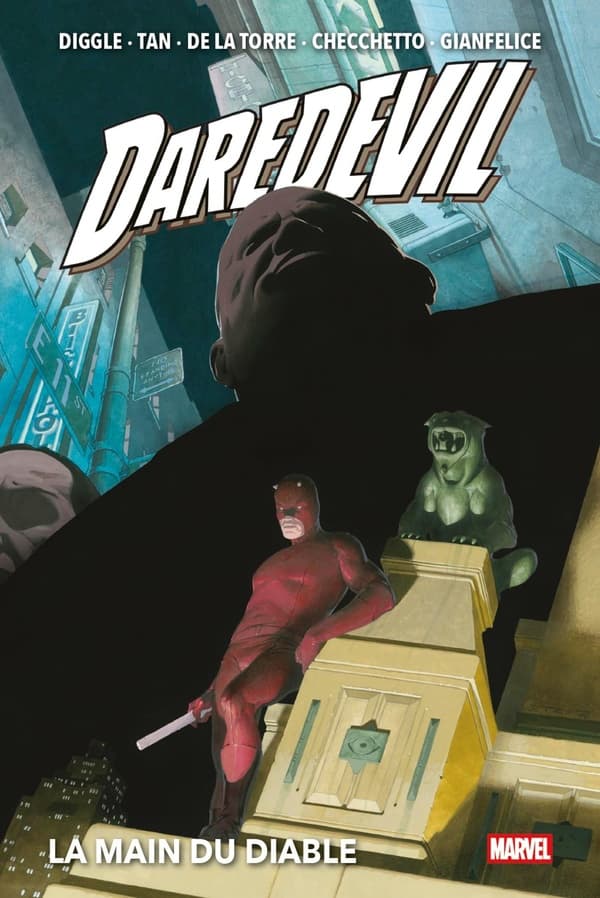 Pour enrayer la vague de crimes qui submerge New York, Daredevil a commis l'impensable : il est devenu le chef de la Main. On sait que le pouvoir corrompt, c'est d'autant plus vrai quand il s'agit du pouvoir d'une secte de ninjas maléfiques !Alors que Daredevil prend l'ascendant, Matt Murdock est-il en train de disparaître ?Foggy Nelson et Dakota Jones vont tout faire pour l'en empêcher.Les lecteurs ont récemment pu redécouvrir, dans la collection MARVEL DELUXE, la saga Shadowland, où un Daredevil passé du côté obscur érigeait une prison en plein coeur de New York, un concept repris dans la série Disney+ Daredevil : Born Again (avec le Caïd en directeur de prison). L'intérêt renouvelé des fans pour cette histoire et le succès de la série nous ont convaincus de rééditer les autres épisodes écrits par Andy Diggle (Thunderbolts). Cet album fait à la fois office de prologue et d'épilogue à Shadowland.