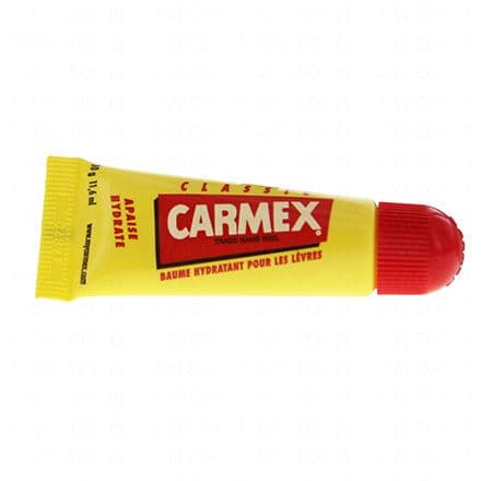 Baume pour les lèvres. Ce baume hydrate et apaise les lèvres gercées.