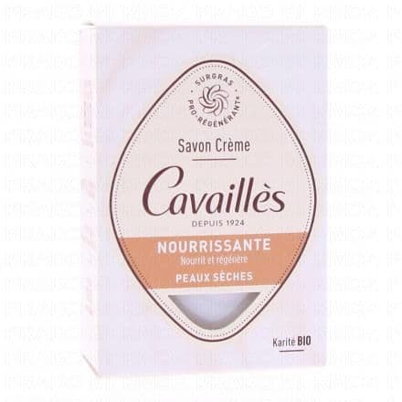 Surgras Pro-régénérant Une peau nourrie et protégée : enrichie en huile d'amande bio, en extrait naturel de rose, et en surgras végétal pro-régénérant®, notre formule aide à préserver le processus naturel de régénération de la peau.Un moment de bien-être : le savon crème se transforme en une mousse enveloppante et parfume délicatement votre peau.
