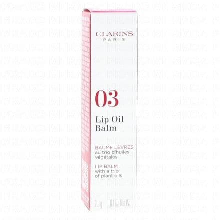 Baume à lèvres nourrissant. Découvrez le stick baume à lèvres teinté de Clarins. Il apporte une nuance légère et rehausse la couleur naturelle des lèvres dès la première utilisation.Sa texture onctueuse et fondante garantit une sensation de confort exceptionnel et une transparence parfaite, enrichie en ingrédients d’origine naturelle pour une action nourrissante.Ce baume combine soin et couleur, sans sacrifier la nutrition ni le confort. Véritable cocon hydratant, nourrissant et protecteur, sa formule fine et fondante est conçue pour offrir une expérience douce.Composé à 96 % d’ingrédients d’origine naturelle, ce baume teinté est enrichi d'un mélange d'huiles végétales ultra performantes :L’huile de rose musquée aide à nourrir et à apporter du confort aux lèvres.L’huile de jojoba nourrit en profondeur.L’huile de noisette maintient l'hydratation et nourrit les lèvres.Pour un effet repulpant ''baby lips'', un peptide renforce l'hydratation et laisse les lèvres souples et pleines.Inspiré du légendaire Lip Comfort Oil, ce baume teinté renferme 99 % d'ingrédients soin, pour embellir les lèvres instantanément et durablement.Ce baume teinté procure une nutrition intense tout en colorant délicatement les lèvres, avec un doux parfum. Chaque application apporte une touche de couleur naturelle et une texture crémeuse pour un confort absolu.Une brillance irrésistible vous attend avec six nuances gourmandes à découvrir pour sublimer vos lèvres en un seul geste.*Effet lèvres de bébé
