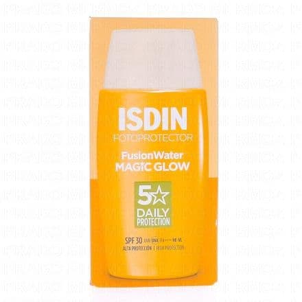 Protection solaire visage Isdin Fotoprotector Fusion Water Magic Glow Crème Solaire SPF30 50 ml est un écran solaire ultra-léger pour le visage, à la phase externe aqueuse, d'usage quotidien.Cette crème solaire de haute protection UV renforce et prolonge le bronzage naturel de la peau avec un effet glow : elle apporte de la luminosité et un effet bonne mine. Elle possède également une action antioxydante et hydratante.Sa texture se fond sur la peau, elle est absorbée immédiatement sans laisser de résidu gras.Sans huile minérale.