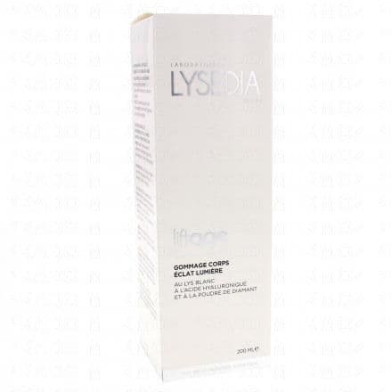 Soin exfolient extrême Le gommage Corps Eclat Lumière a été formulé à base d’un complexe au lys blanc pour ses propriétés éclaircissantes, à l’acide hyaluronique pour ses propriétés adoucissantes et à la poudre de diamant pour son action exfoliante.