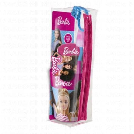 Cette trousse contient : - 1 Brosse à dents - 1 Gobelet- 1 Dentifrice 74ml- 1 Trousse Grâce à la trousse de toilette, vos enfants seront équipés en toute circonstance grâce au dentifrice, à la brosse à dents et au gobelet réutilisable. Pour les voyages et même à la maison, cette trousse d'hygiène dentaire accompagne les enfants jusque dans la salle de bains. La tête de brosse est spécialement conçue pour atteindre toutes les surfaces des dents dans la bouche de l'enfant. Ses poils doux et arrondis sont aussi doux que possible pour l'émail des dents et les gencives.